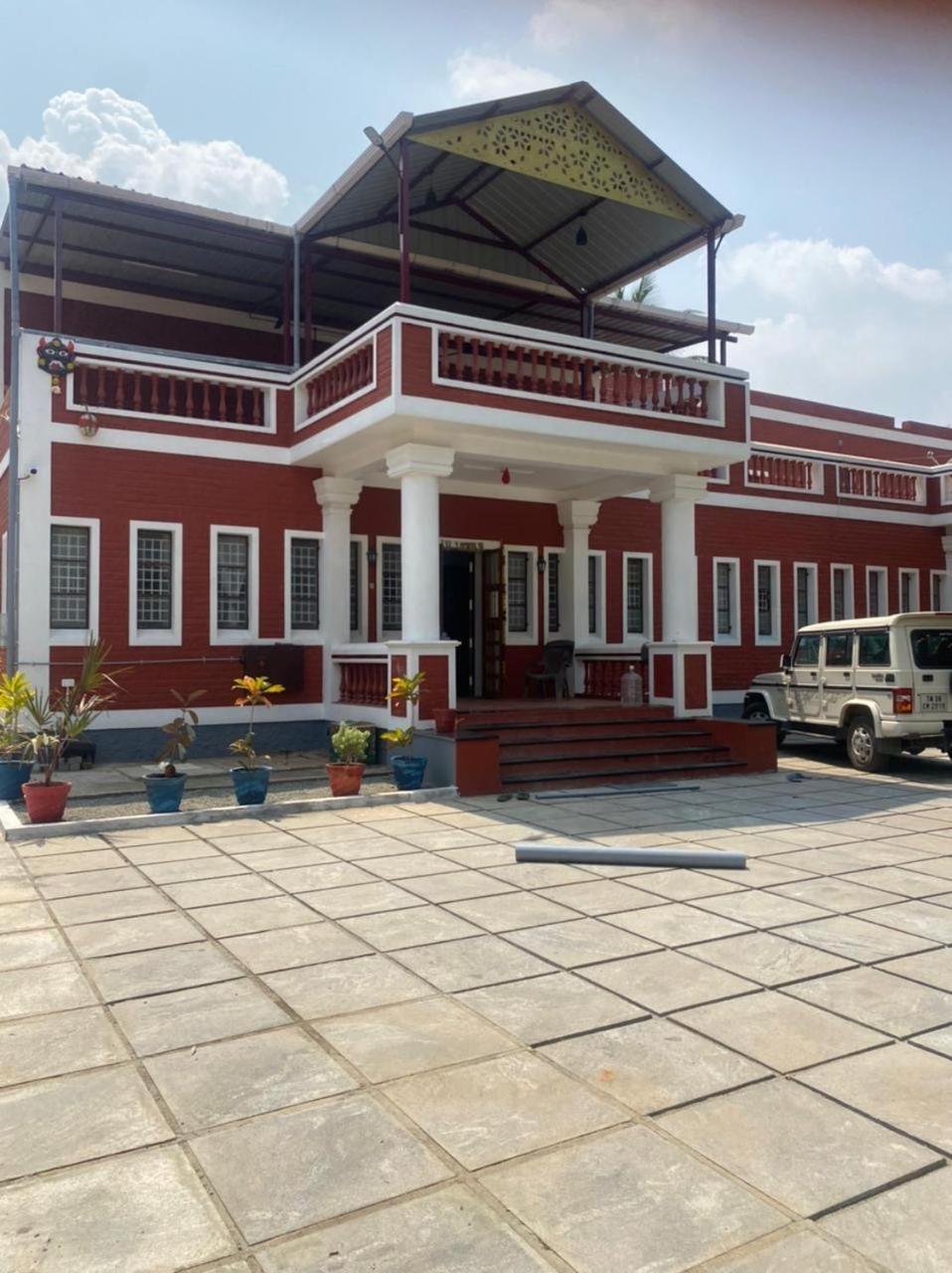 Western Castle Residency Villa Coimbatore Buitenkant foto